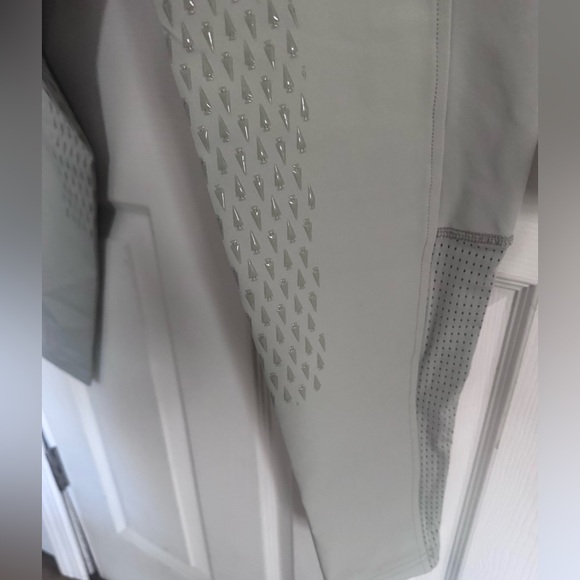 NWT KERRITS Women’s Affinity Ice Knee Patch Sand Riding Pants Large Breeches - Picture 10 of 16